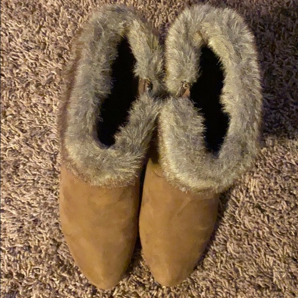 Dana Bachman Size 10 Faux Fur brown boots - Picture 5 of 6